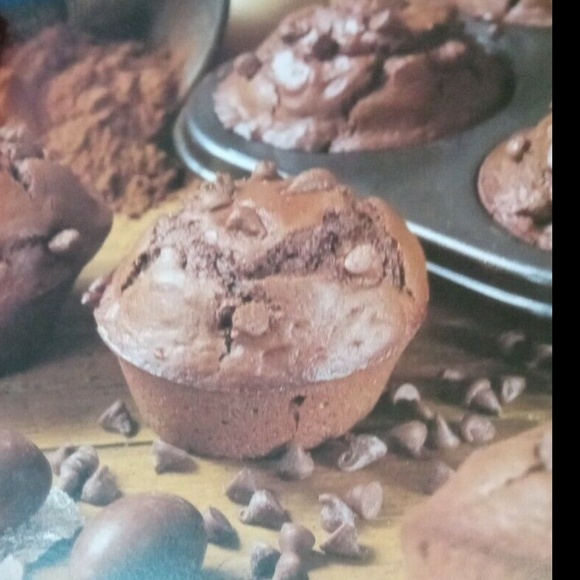 NEW- Excellent Condition - Vintage- Hardcover Readers Digest “Cakes”- 360 Pages - Picture 4 of 6